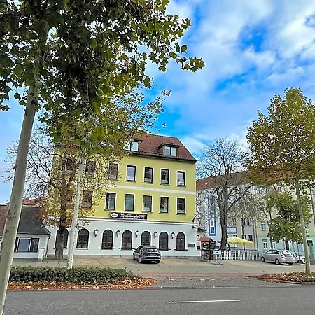La Famiglia Hotel
