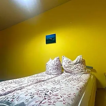 La Famiglia Hotel *