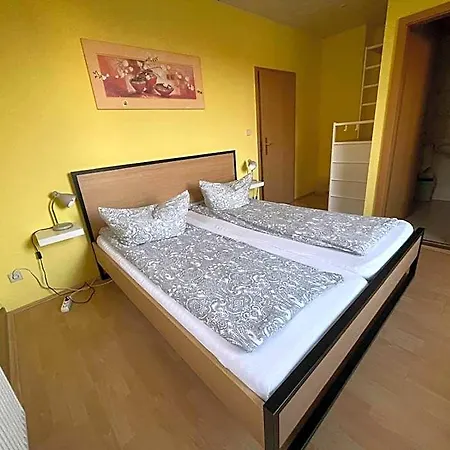 Hotel La Famiglia *